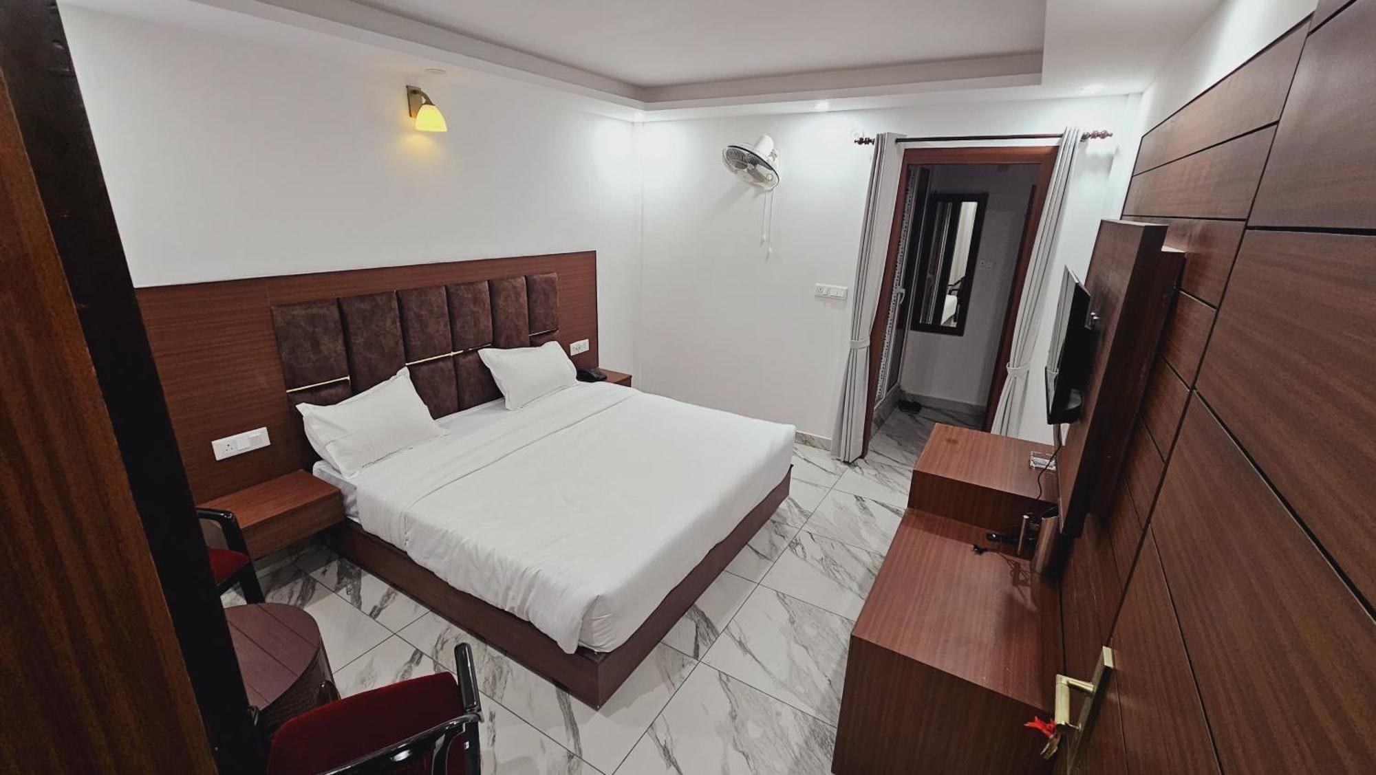 Hotel And Motel Annapurna Bhowali Ngoại thất bức ảnh